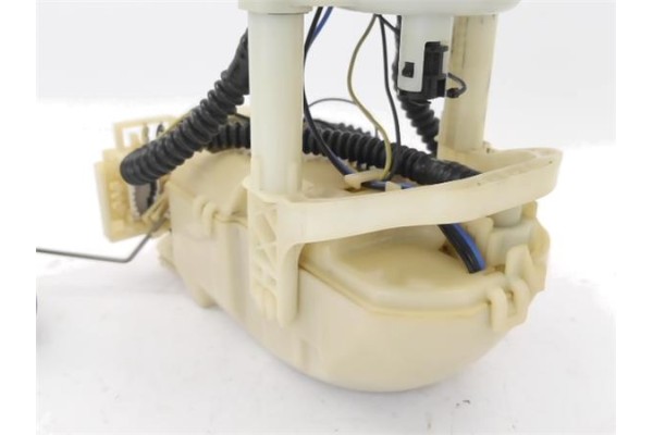 Recambio de bomba combustible para honda civic vi 1.6 referencia OEM IAM 17040S5A930  