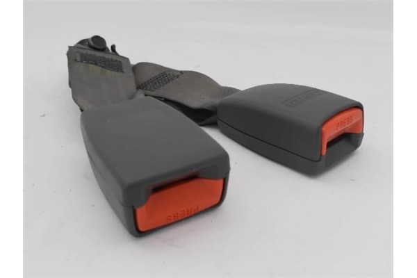 Recambio de anclaje cinturon trasero central para kia rio (jb) 1.4 16v referencia OEM IAM 898101G120XI 100112CTR 