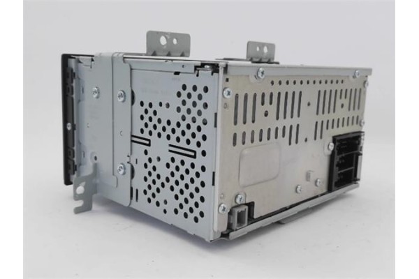 Recambio de radio / cd para kia rio (jb) 1.4 16v referencia OEM IAM 961001G892XI 961001G892AMX 