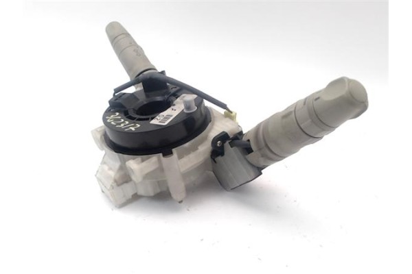 Recambio de mando intermitencia para nissan micra (k12e) 1.2 16v referencia OEM IAM 25560AX788  
