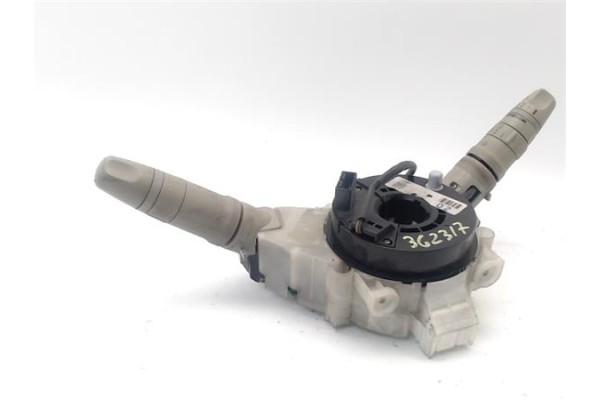 Recambio de mando intermitencia para nissan micra (k12e) 1.2 16v referencia OEM IAM 25560AX788  