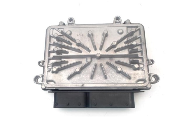 Recambio de centralita para volvo s80 berlina 2.5 t kinetic referencia OEM IAM 36002556  