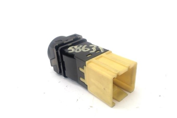 Recambio de boton cierre centralizado para citroen xsara picasso 2.0 hdi referencia OEM IAM 655423  