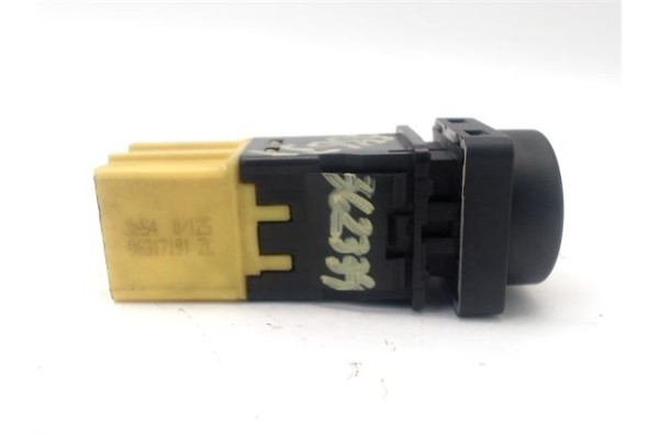 Recambio de boton cierre centralizado para citroen xsara picasso 2.0 hdi referencia OEM IAM 655423  