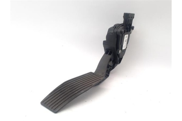 Recambio de pedal acelerador para opel astra j 1.6 referencia OEM IAM 13252702  
