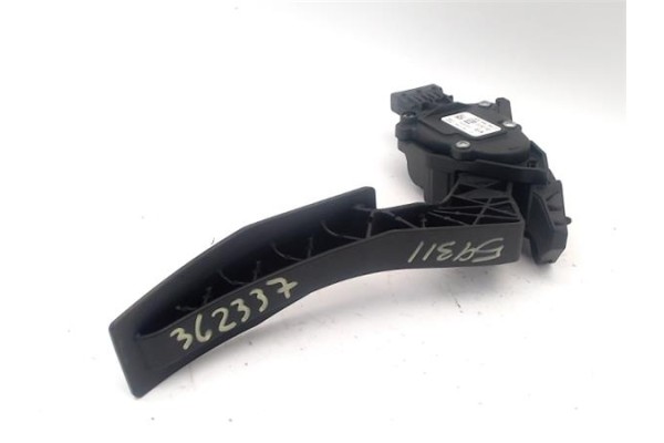 Recambio de pedal acelerador para opel astra j 1.6 referencia OEM IAM 13252702  