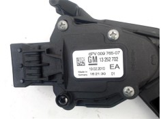 Recambio de pedal acelerador para opel astra j 1.6 referencia OEM IAM 13252702  
