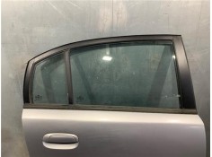 Recambio de puerta trasero derecha para kia rio (jb) 1.4 16v referencia OEM IAM 770041G210  