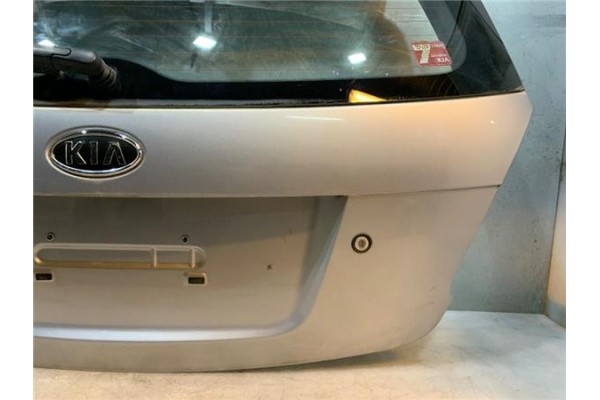 Recambio de porton trasero para kia rio (jb) 1.4 16v referencia OEM IAM 737001G320  