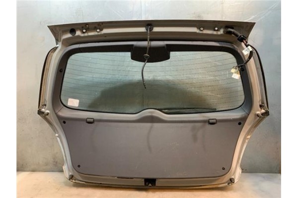 Recambio de porton trasero para kia rio (jb) 1.4 16v referencia OEM IAM 737001G320  