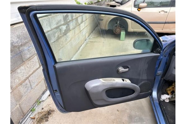 Recambio de puerta delantero izquierda para nissan micra (k12e) 1.2 16v referencia OEM IAM 80101AX630  
