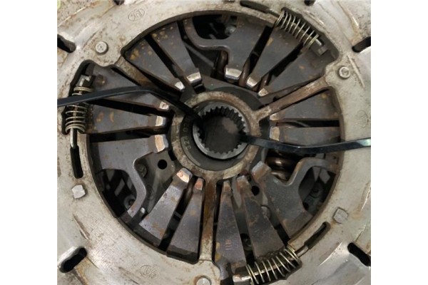 Recambio de disco embrague para mercedes-benz sprinter 3,5-t furgón (906) 311 cdi referencia OEM IAM   