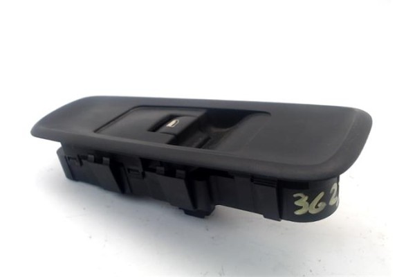Recambio de botonera puerta delantero derecha para lancia phedra (180) 2.2 jtd (179axc1a) referencia OEM IAM 14996430XT  