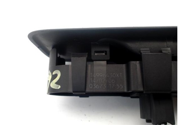 Recambio de botonera puerta delantero derecha para lancia phedra (180) 2.2 jtd (179axc1a) referencia OEM IAM 14996430XT  