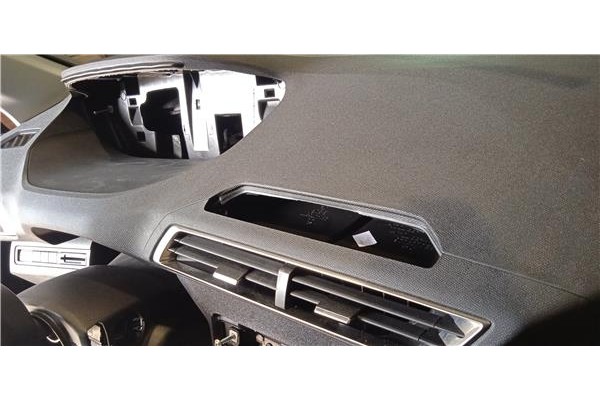 Recambio de kit airbag para peugeot 3008 1.5 gt line referencia OEM IAM 98105497ZD 9810439880 
