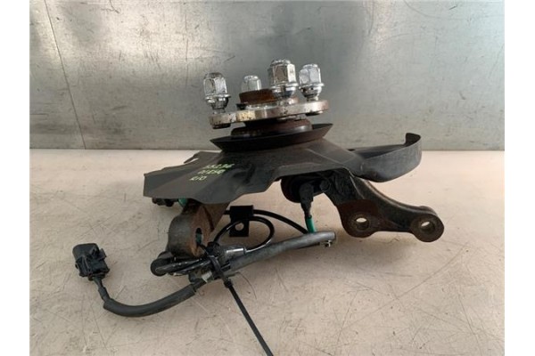 Recambio de mangueta delantero izquierda para kia rio (jb) 1.4 16v referencia OEM IAM 517151G102  