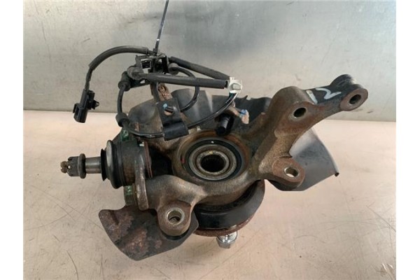 Recambio de mangueta delantero izquierda para kia rio (jb) 1.4 16v referencia OEM IAM 517151G102  