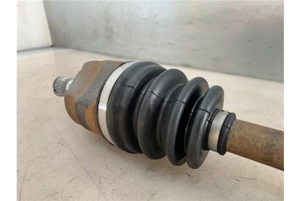 Recambio de palier delantero derecho para kia rio (jb) 1.4 16v referencia OEM IAM 495001G051  