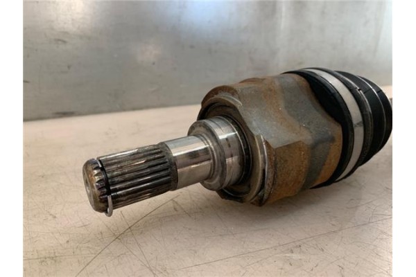Recambio de palier delantero derecho para kia rio (jb) 1.4 16v referencia OEM IAM 495001G051  