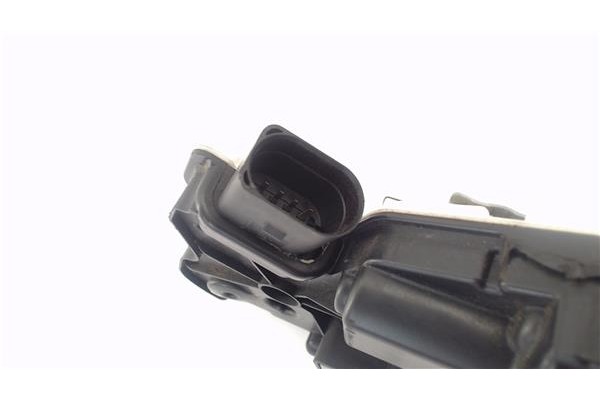 Recambio de cierre electromagnetico delantero izquierdo para seat ibiza berlina (6j5) 1.6 tdi referencia OEM IAM 5N1837015E  