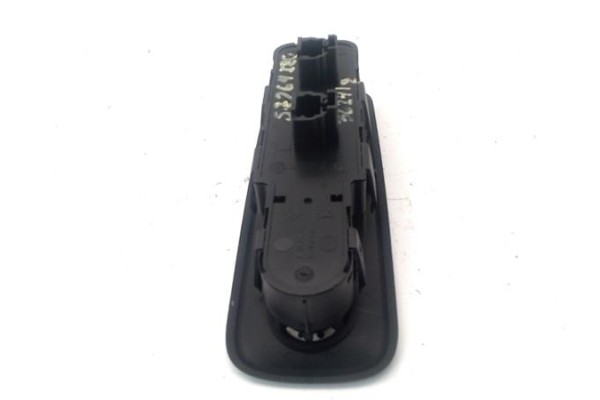 Recambio de botonera puerta delantero izquierda para lancia phedra (180) 2.2 jtd (179axc1a) referencia OEM IAM 1499639898  