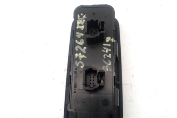 Recambio de botonera puerta delantero izquierda para lancia phedra (180) 2.2 jtd (179axc1a) referencia OEM IAM 1499639898  