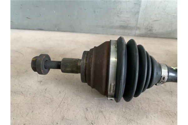 Recambio de palier delantero izquierdo para audi a3 sportback (8pa) 2.0 tdi ambiente referencia OEM IAM 1K0407271LG  