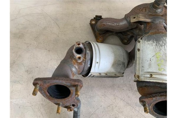 Recambio de catalizador para volkswagen golf v (1k1) 2.0 fsi referencia OEM IAM 6F253052X  