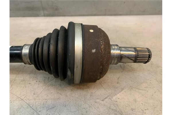Recambio de palier delantero izquierdo para opel astra j 1.7 cdti referencia OEM IAM 374556 13250834 
