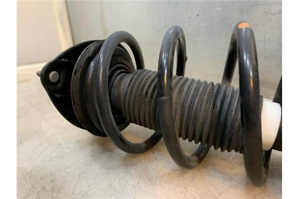 Recambio de amortiguador delantero izquierdo para kia rio (jb) 1.4 16v referencia OEM IAM 546501G200  