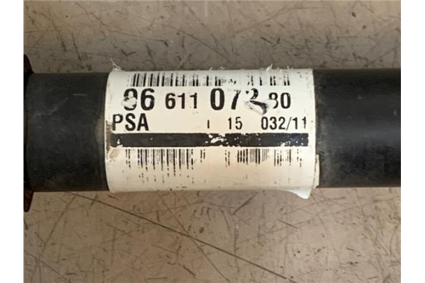 Recambio de palier delantero derecho para citroen c4 berlina 1.6 exclusive referencia OEM IAM 3273VP 9661107280 