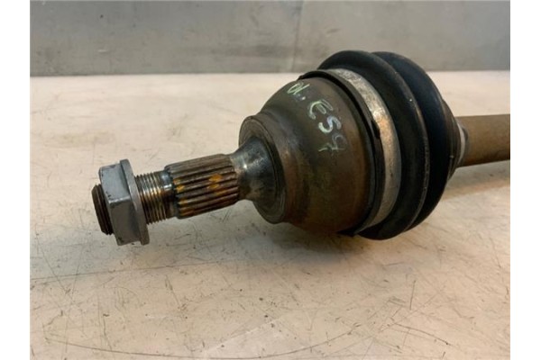 Recambio de palier delantero izquierdo para citroen c4 berlina 1.6 exclusive referencia OEM IAM 3272LH  