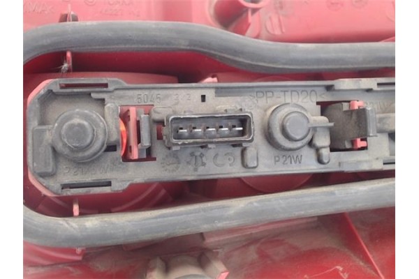 Recambio de piloto trasero izquierdo para peugeot 306 3/5 pt. (s1) referencia OEM IAM 6350J3  