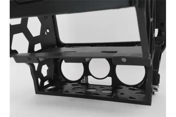 Recambio de embellecedor consola salpicadero para volkswagen polo v (6r1) 1.4 advance referencia OEM IAM 6R0858005C  