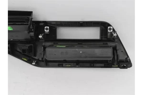 Recambio de embellecedor consola salpicadero para citroen c5 berlina 2.0 audace referencia OEM IAM 9682359677 9682359377 