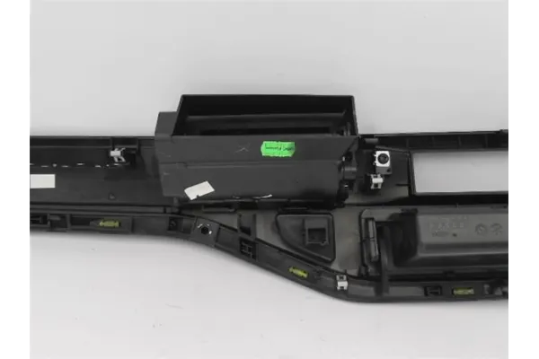 Recambio de embellecedor consola salpicadero para citroen c5 berlina 2.0 audace referencia OEM IAM 9682359677 9682359377 
