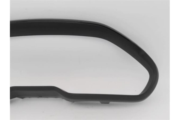 Recambio de embellecedor cuadro instrumentos para peugeot 2008 1.2 access referencia OEM IAM 96738591XU  