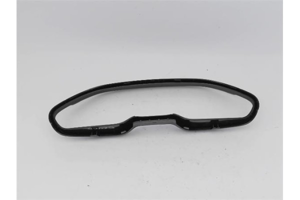 Recambio de embellecedor cuadro instrumentos para peugeot 2008 1.2 access referencia OEM IAM 96738591XU  