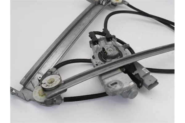 Recambio de elevalunas electrico delantero derecho para citroen c3 pluriel 1.4 hdi cool referencia OEM IAM 9222N9 400620H 