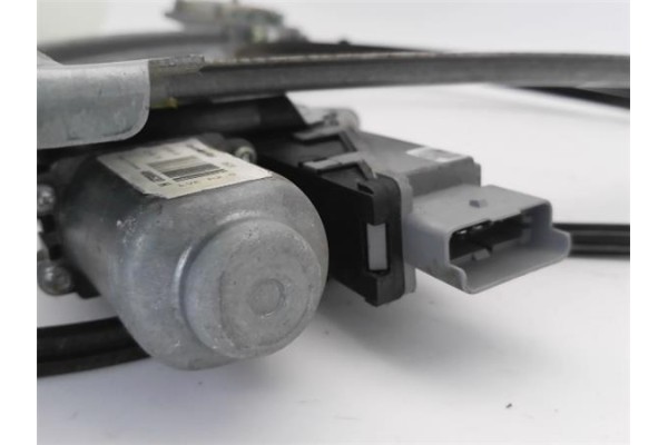 Recambio de elevalunas electrico delantero derecho para citroen c3 pluriel 1.4 hdi cool referencia OEM IAM 9222N9 400620H 