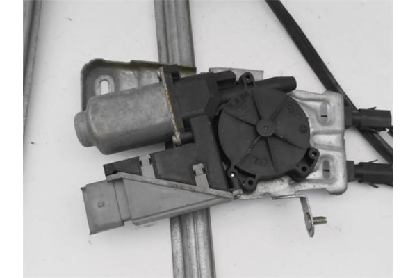 Recambio de elevalunas electrico delantero izquierdo para citroen c3 pluriel 1.4 hdi cool referencia OEM IAM 9221P1 400621G 