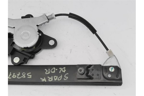Recambio de elevalunas electrico delantero derecho para chevrolet spark 1.0 basis referencia OEM IAM 95129329 98820M3010 