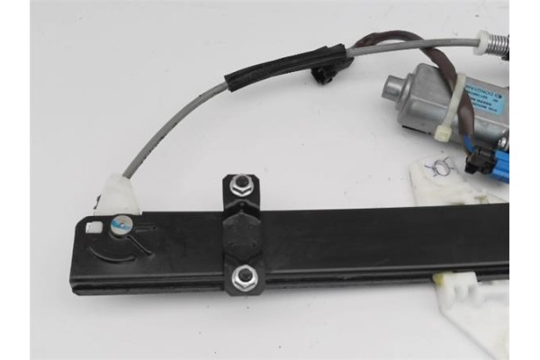 Recambio de elevalunas electrico delantero derecho para chevrolet spark 1.0 basis referencia OEM IAM 95129329 98820M3010 