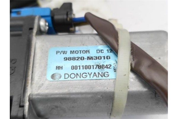 Recambio de elevalunas electrico delantero derecho para chevrolet spark 1.0 basis referencia OEM IAM 95129329 98820M3010 