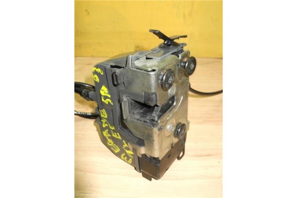 Recambio de cierre electromagnetico trasero izquierdo para renault megane ii (bm0/1_, cm0/1_) 1.4 16v referencia OEM IAM   
