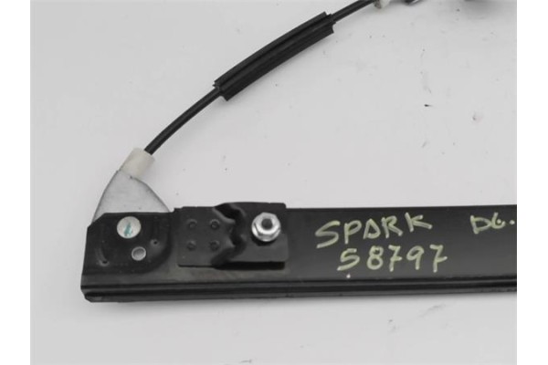 Recambio de elevalunas electrico delantero izquierdo para chevrolet spark 1.0 basis referencia OEM IAM 95129328 98810M3010 