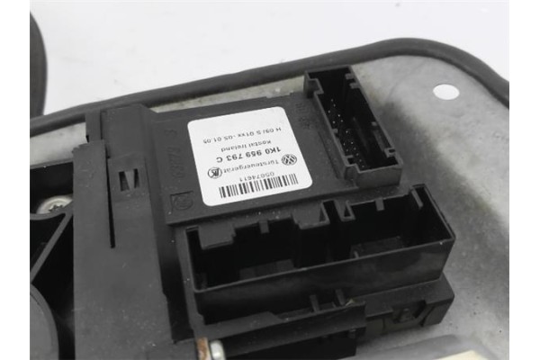 Recambio de elevalunas electrico delantero izquierdo para volkswagen golf v (1k1) 1.6 referencia OEM IAM 1K0959793 1K0959701L 