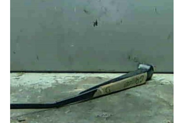 Recambio de brazo limpiaparabrisas delantero para nissan patrol gr (y61)(1997) 3.0 d referencia OEM IAM   