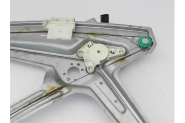 Recambio de elevalunas electrico delantero izquierdo para smart fortwo coupe 0.8 fortwo coupe cdi (33kw) (451.300) referencia OE