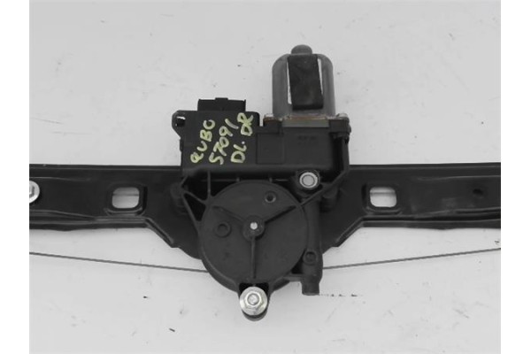 Recambio de elevalunas electrico delantero derecho para fiat qubo (300) 1.3 active referencia OEM IAM 1368329080 130822399 